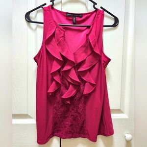 White House Black Market Ruffle Magenta Pink Sleeveless Blouse - Size XSP
